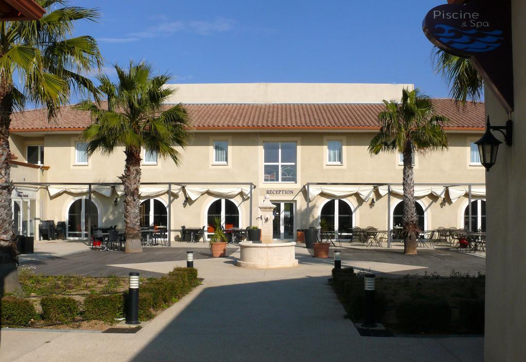 Hotel Restaurant Les Jasses De Camargue Gallargues-le-Montueux Exterior photo
